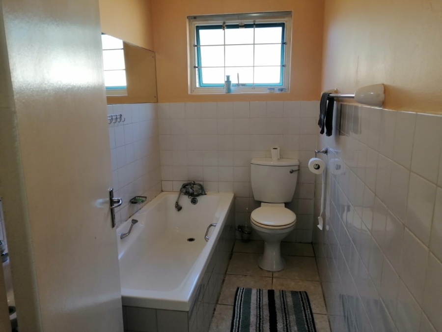 2 Bedroom Property for Sale in Abbotsford Eastern Cape